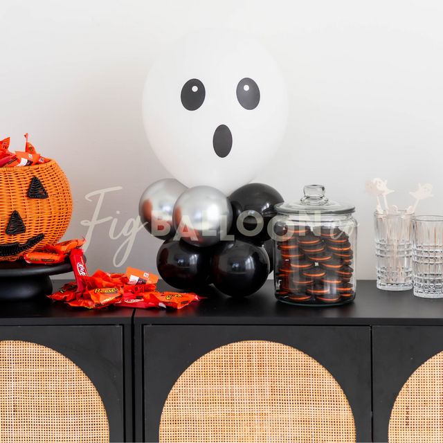 Halloween Ghost Face Tabletop Centerpiece